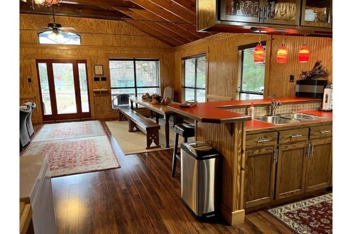 Hickory House on Lake Tawakoni