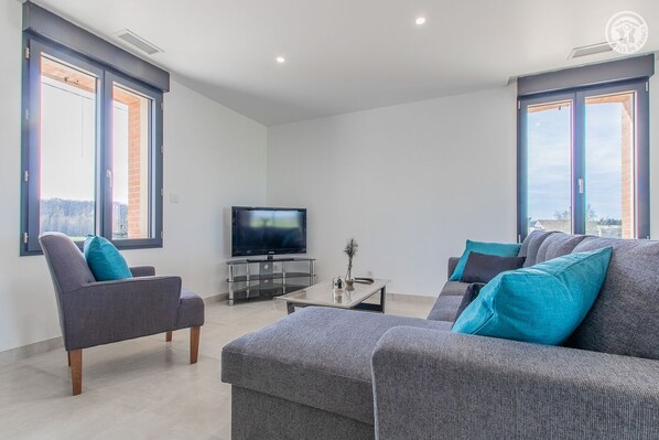 Televisie en een tafeltennistafel