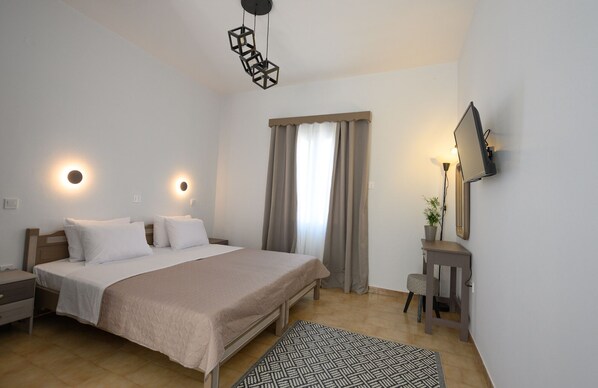 1 bedroom, iron/ironing board, free WiFi, bed sheets - Verano V6 (up to 2 guests) - Cozy apartment 2 minutes (200m) to the beach (Kalymnos)