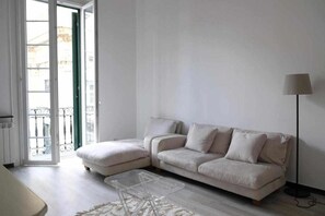 TV - H2ome Matteotti (Genova)