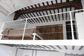 2 bedrooms, iron/ironing board, travel crib, free WiFi - H2ome Matteotti (Genova)