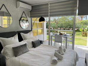 1 soverom, strykejern/-brett, internettilgang og sengetøy