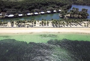 Beach - Golden Sands Destination Resorts (Cebu Island)