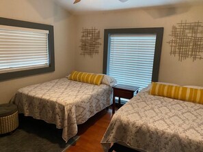 3 bedrooms, WiFi, bed sheets - Ffantastic mexican style house  with big deck and private pool (South Padre Island)