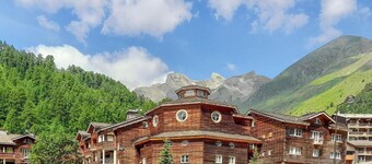 Trevlig lägenhet i Allos med kök