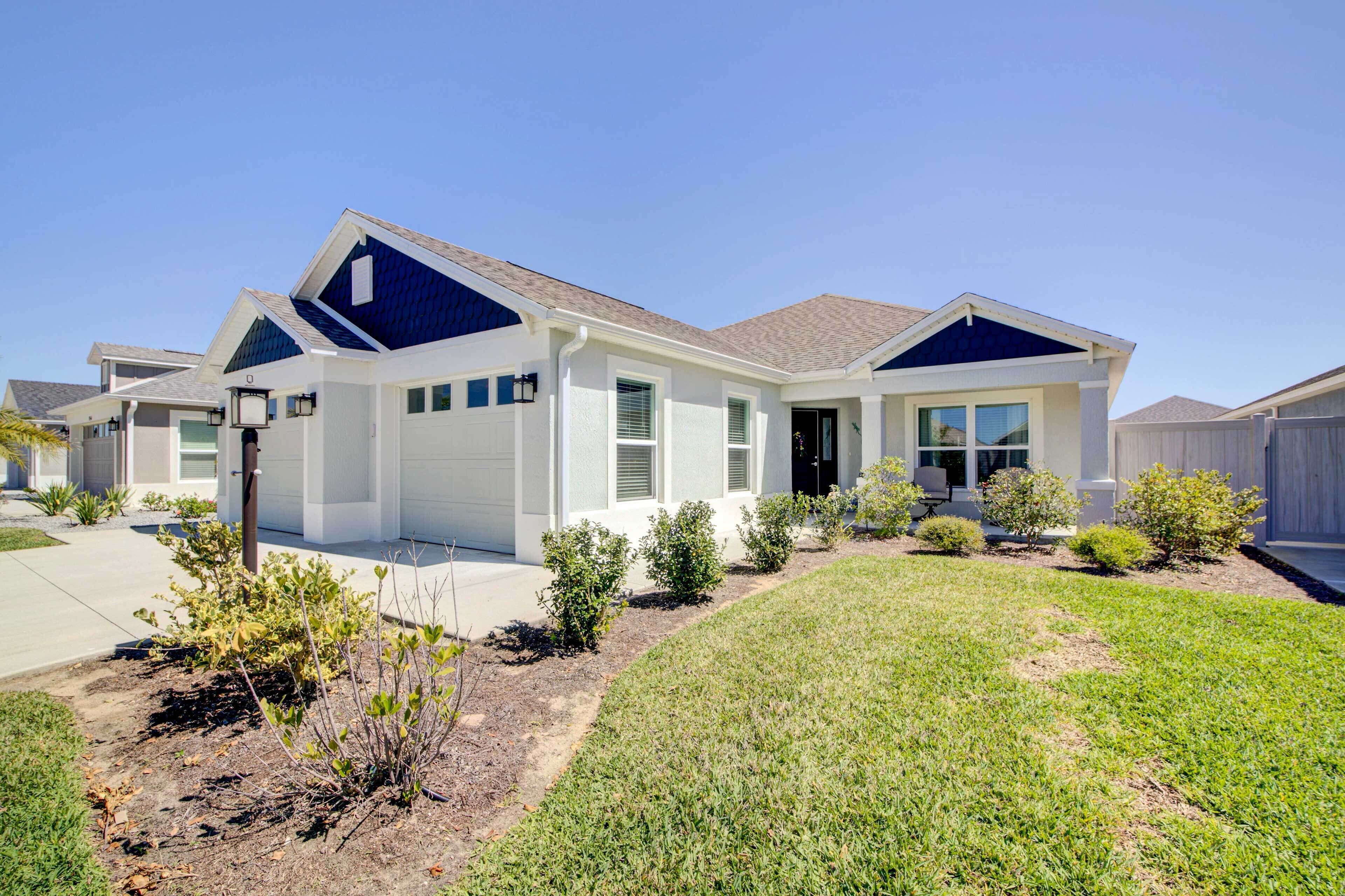The Villages Home w/ Lanai - Near Golf + Shopping!