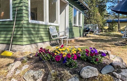 Lovely home in Mönsterås with kitchen