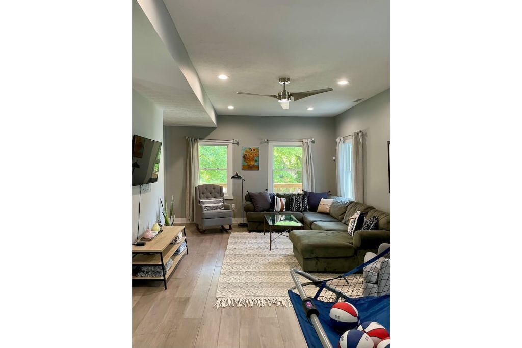 Sleeps 16 - Spacious - King Beds - Kid-Friendly - Walkable
