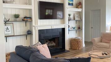 TV connectée, cheminée