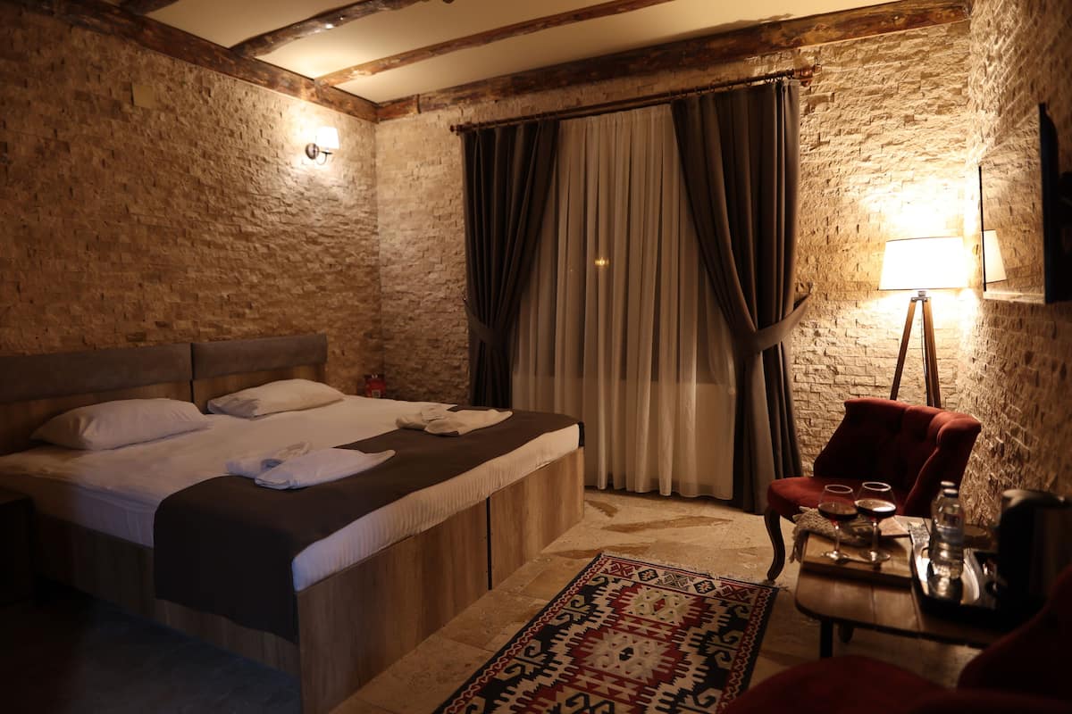 Standard Room | Free WiFi
