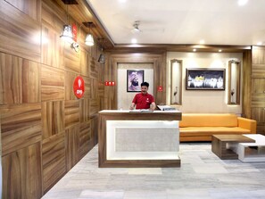 Lobby - OYO Rooms 099 Ram Talai Temple (Amritsar)