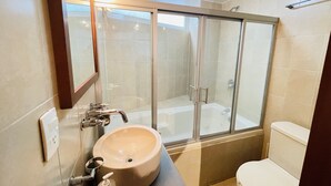 Unclassified image, 3 of 6, button - Napoles Home & Suites (Mexico City)