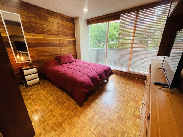 Habitación básica doble | Tabla de planchar con plancha y wifi gratis