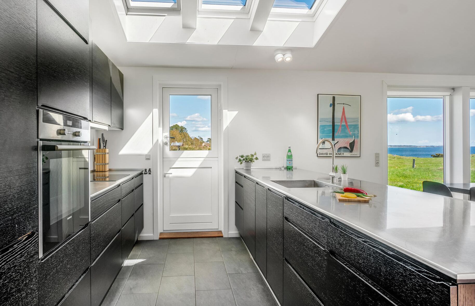 Refrigerador, horno, placa de cocina, lavavajillas