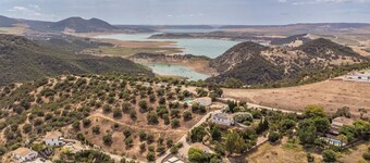 Pet friendly home in Algar