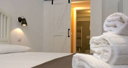 Detached house in the center Cardille Apartment