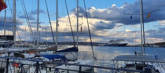 Sea & Mountain View - Family-friendly - with office