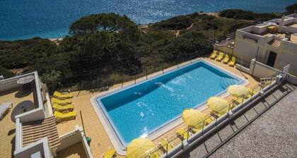 Estrela do Mar - Sea views, communal pool and just 300 from beach