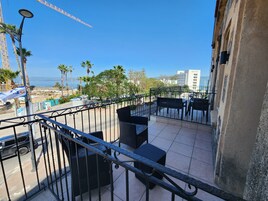 Estudio junior, 1 cama de matrimonio, balcón, vistas al lago | Balcón