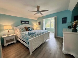 3 bedrooms, desk, iron/ironing board, free WiFi