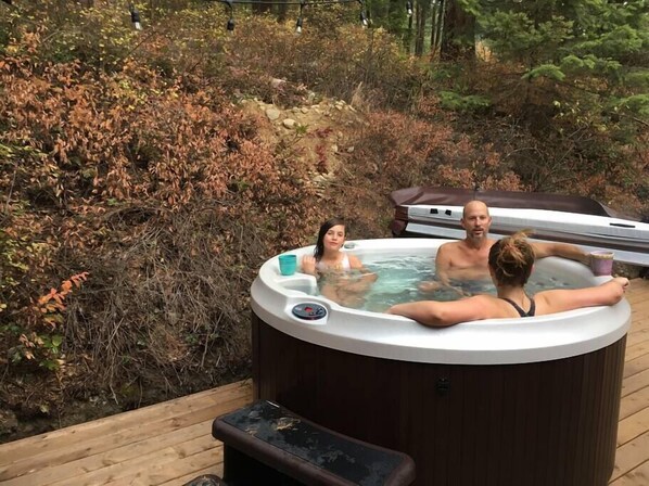 Bain à remous extérieur