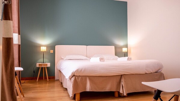 2 bedrooms, Internet, bed sheets