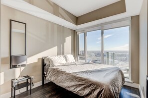 1 chambre, fer et planche à repasser, Wi-Fi, draps fournis