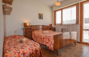 1 bedroom, travel crib, free WiFi, bed sheets