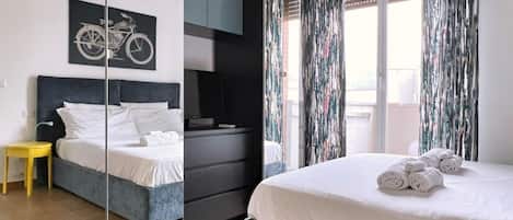 2 bedrooms, desk, iron/ironing board, WiFi