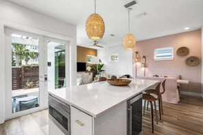 Interior - Popsicle Toes in Inlet Beach | Private Pool, Bikes & Beach Chairs (Inlet Beach)