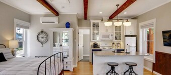 The Vine Street Cottage c1895!