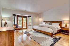 3 chambres, fer et planche à repasser