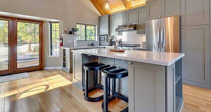 Private Ski, Lake & Golf Chalet! Walk to Lake