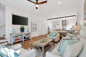 Smart TV, video games