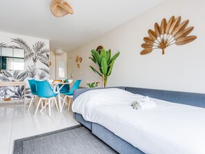 1 chambre, fer et planche à repasser, Wi-Fi, draps fournis