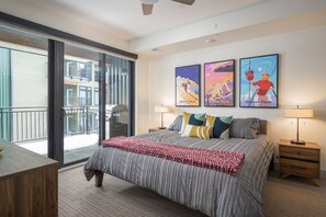 2 bedrooms, internet, bed sheets