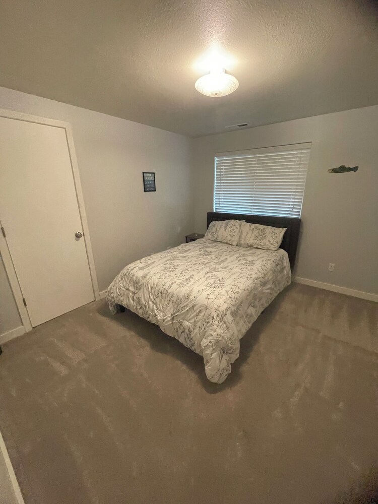 Private Lakehouse Estate on famous Lake Saint Clair Thurston County