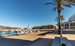 Huvivenesatama
