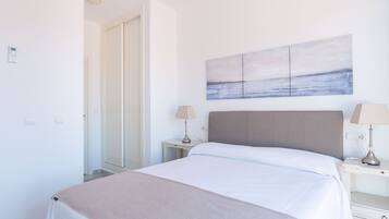 4 chambres, fer et planche Ă repasser, Wi-Fi gratuit, draps fournis