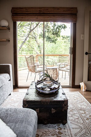 Smart-TV, videospill og stereoanlegg