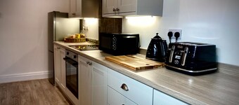 Family modern 3 Bed Hot Tub House in Blackpool