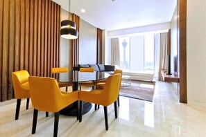 Desk, soundproofing, iron/ironing board, free WiFi - Tropicana The Residences KLCC by VP (Kuala Lumpur)