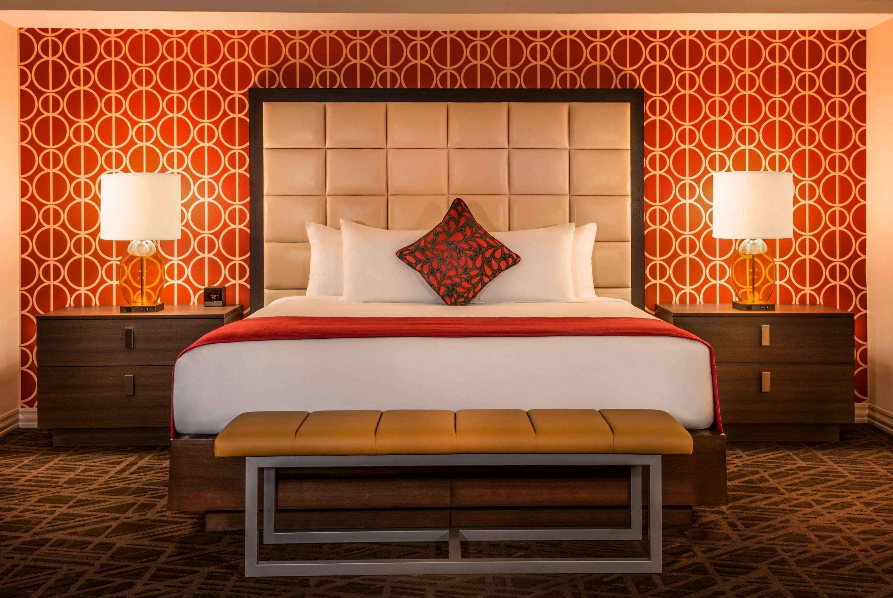 1 bedroom, desk, blackout curtains, travel cot