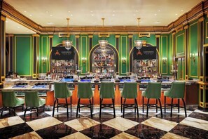 Bar (in der Unterkunft)
