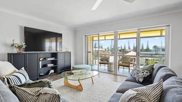 Comfort Apartment | Living area