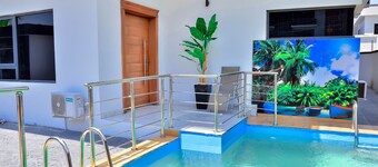 HOUSTON @ AMERICA LUXURY EXTENDED STAY