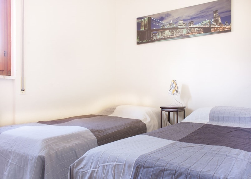 Vania, In Marina Di Campo, Is Located In A Residential Area, Convenient To The Beach And Services, W - Marina di Campo