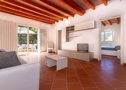 Villetta Federica in Marina di Campo, in a quiet and peaceful area, with two bathrooms and outdoor s