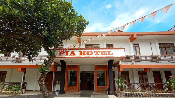 A hotel with a prominent sign reading "PIA HOTEL". - PIA Hotel Medan (Medan)