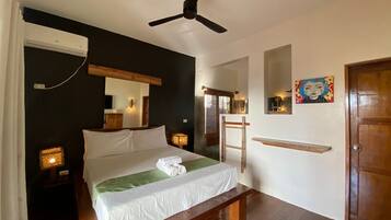 Deluxe Double Room with Balcony | Interior